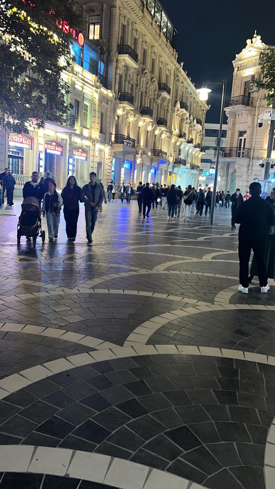 شارع نظامي في باكو (أوح 24 )