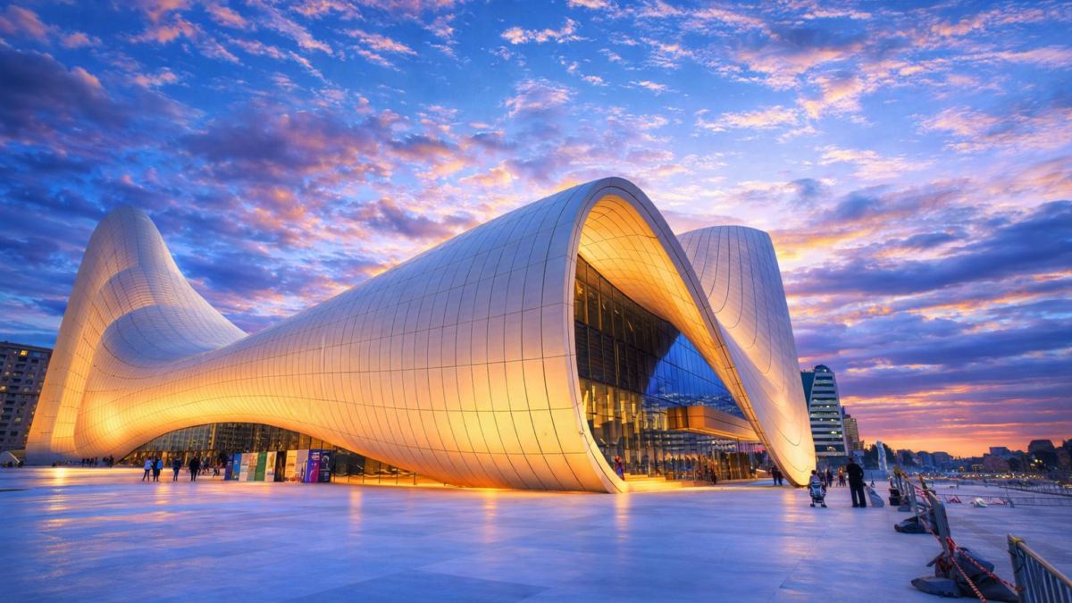 مركز حيدر علييف – أذربيجان أحد أشهر أعمال الراحلة زها حديد (أوج 24)