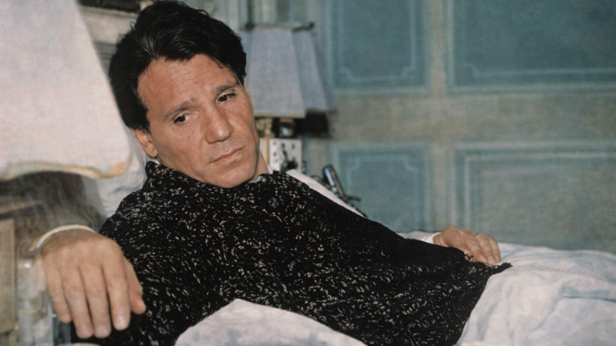 لم يكن الوجع مجرد شائعة، بل كان سجلاً طبياً مرعباً (صحيفة النجوم المصرية)