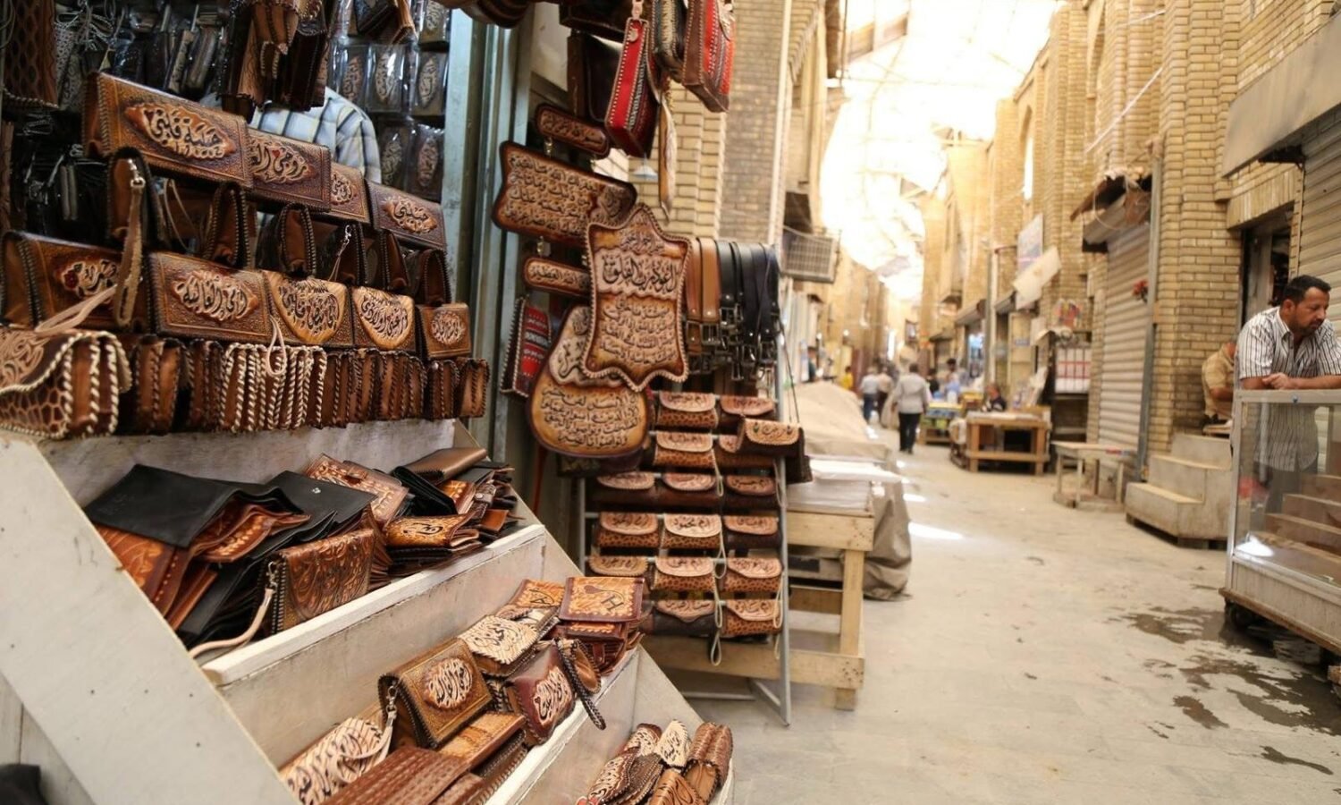 سوق السراجين.. رحلة في تاريخ مهن بغداد