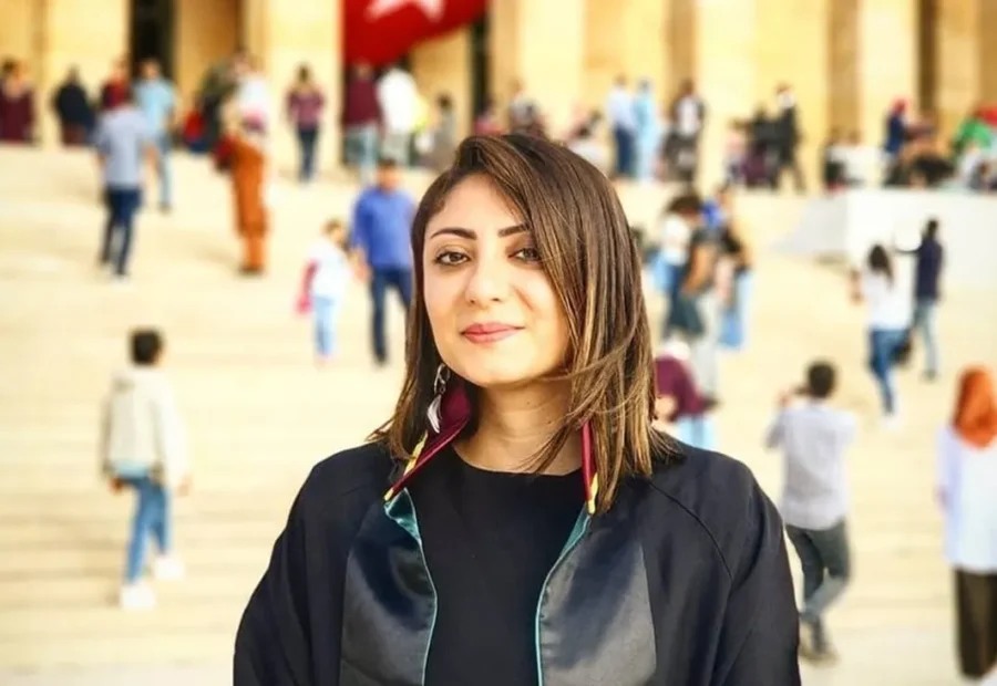 التركية إيجه إلدير.. مهندسة قوانين العصر الرقمي