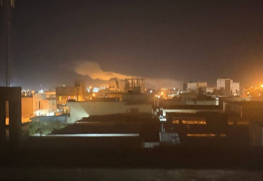 واشنطن تضرب 140 هدفًا داخل إيران.. وطهران تعلن إغلاق هرمز وتوسع هجماتها