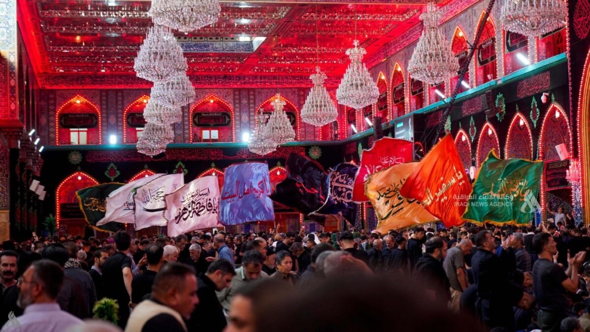 يشير الباحث إقبال أختر إلى أن زيارة الأربعين تُعد من أكبر التجمعات البشرية السنوية في العالم