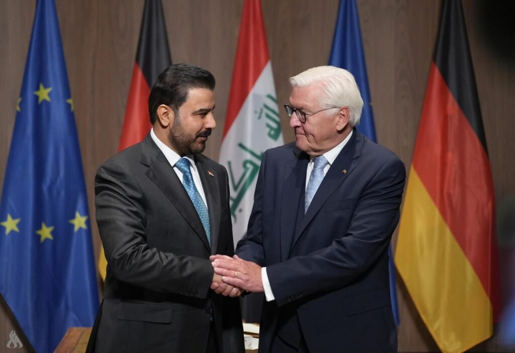 التقى رئيس مجلس الوزراء علي فالح الزيدي، اليوم الثلاثاء، رئيس جمهورية ألمانيا الاتحادية فرانك فالتر شتاينماير، في العاصمة الألمانية برلين.