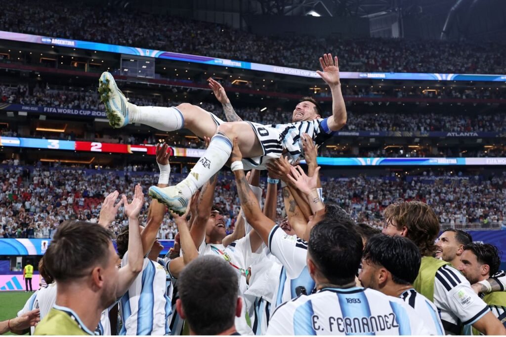 سيخوض نجم كرة القدم العالمي مباراته الأخيرة بقميص منتخب الأرجنتين «الألبيسيليستي» في 6 أكتوبر/تشرين الأول أمام بنين.