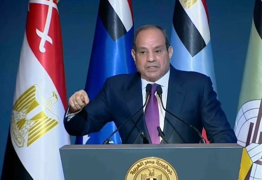 الدفاع عن السعودية والمغادرة في 2030.. كيف تقرأ رسائل السيسي؟